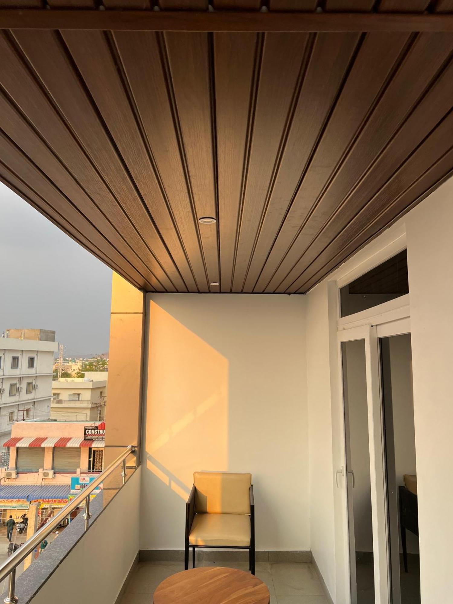 Hotel Pasupala Inn อนันตาปูร์ ภายนอก รูปภาพ